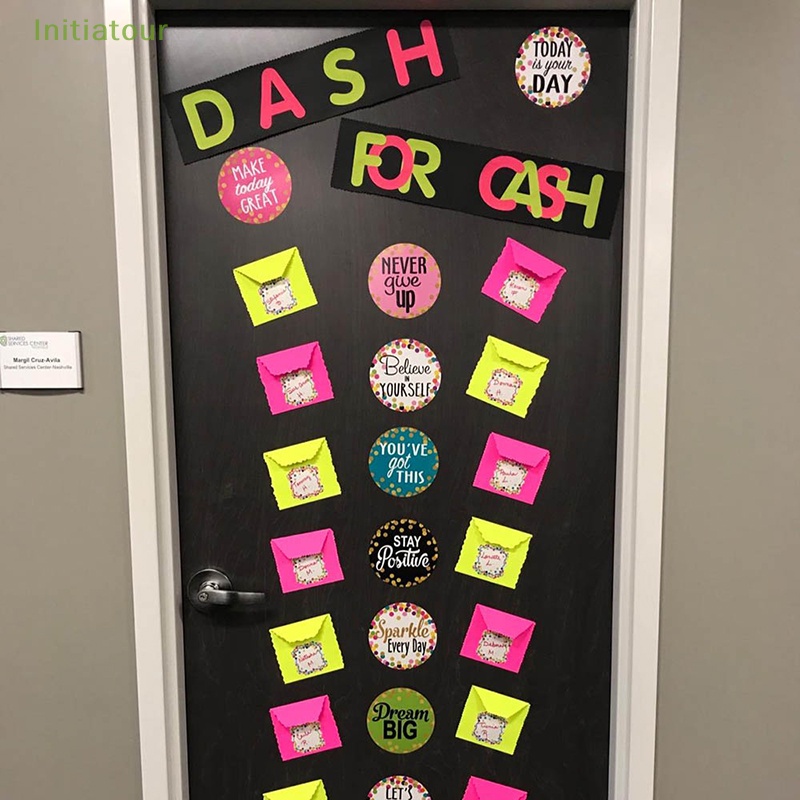 Bộ 500 Miếng Dán Hình Động Vật Dễ Thương Dùng Làm Phần Thưởng Cho Học Sinh