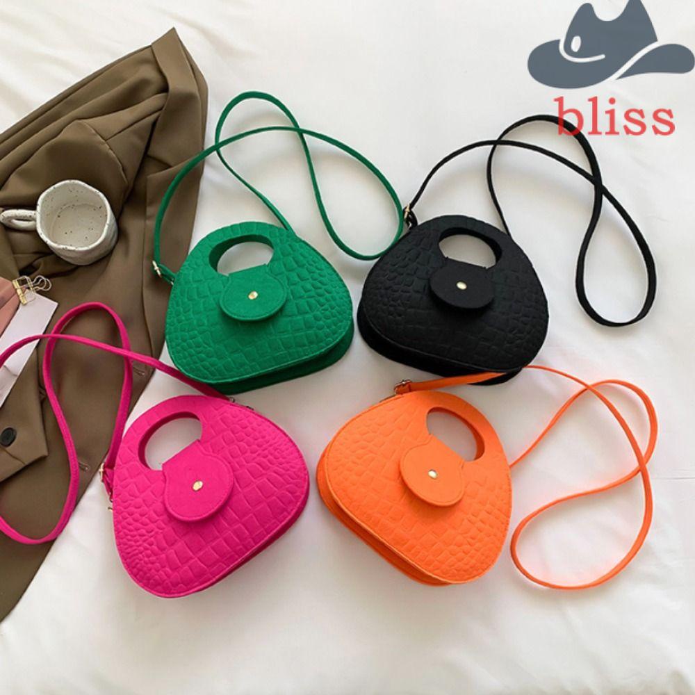 Túi Đeo Chéo Vai Màu Sắc Thời Trang Sành Điệu Cho Nữ