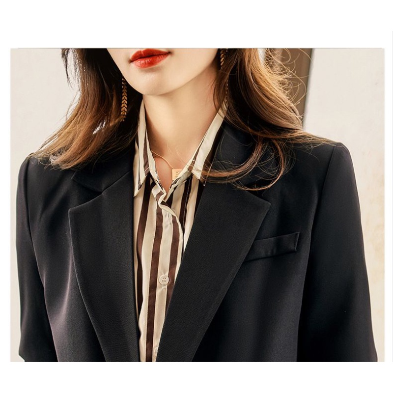 Áo Khoác Blazer Nữ Tay Dài Màu Trơn Thời Trang Xuân Thu Mới