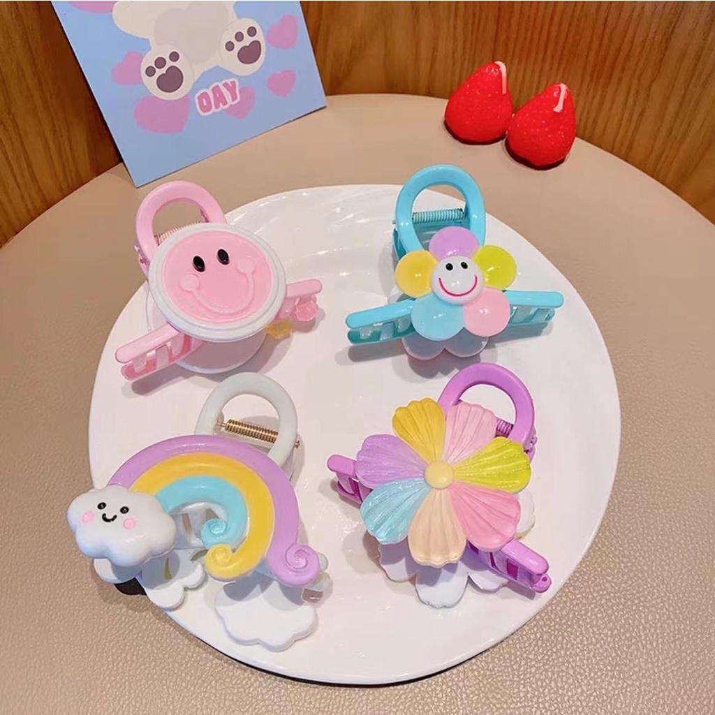 Kẹp Tóc Hình Cá Mập Đính Hoa Nhiều Màu Sắc Dễ Thương Cho Bé Gái