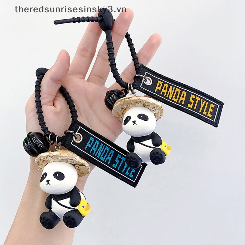 1 Móc Khóa Hình Gấu Trúc Đội Nón Rơm Bằng Nhựa Resin Dễ Thương