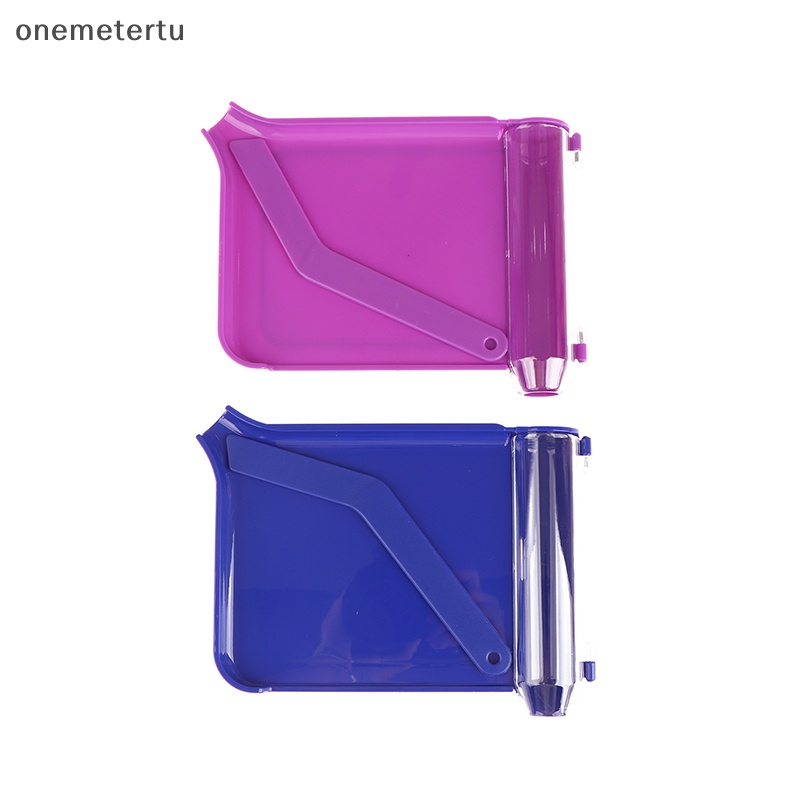 1 Khay Nhựa Đựng Thuốc Viên Kèm Thìa Đếm Tay Phải Tiện Dụng