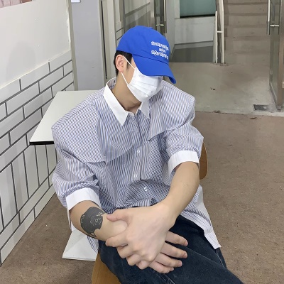 Áo Sơ Mi Tay Lửng Dáng Rộng Họa Tiết Kẻ Sọc Màu Sắc Tương Phản Thời Trang Mùa Hè