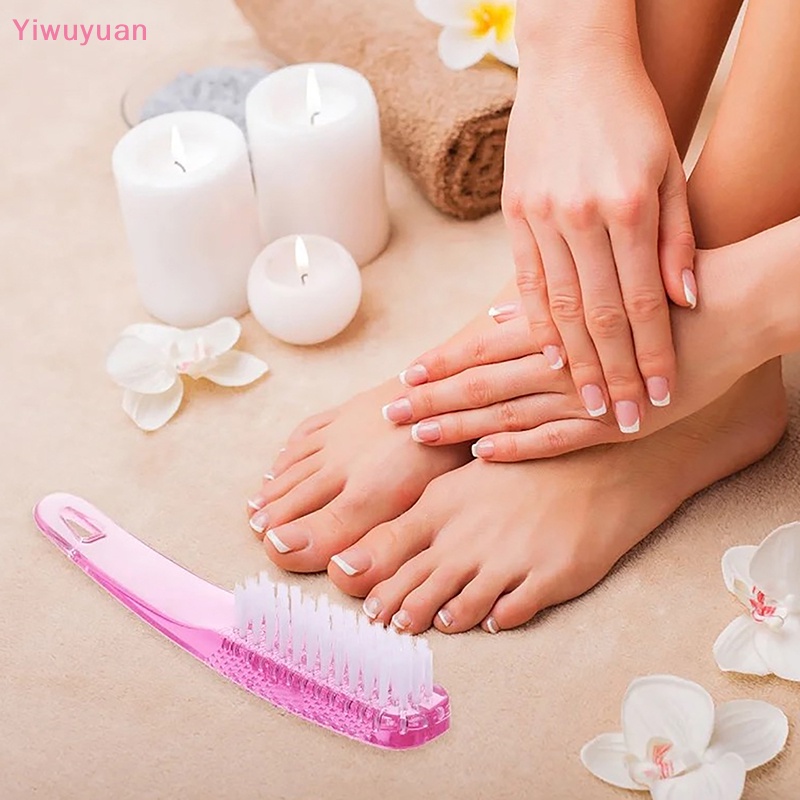 Bàn Chải Nhựa Mềm Cán Cong Loại Bỏ Bụi Cho Móng Tay