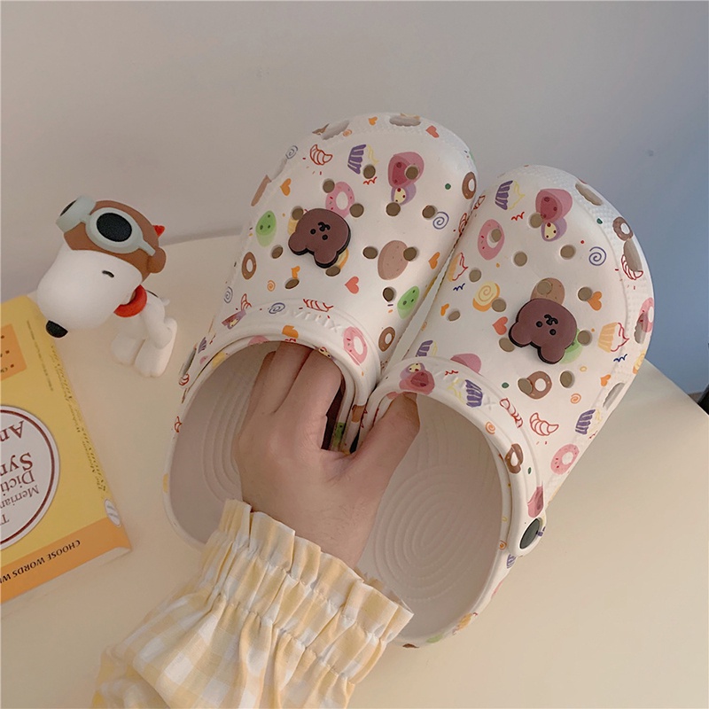 One more shoes⭐Xăng đan Đế Dày Họa Tiết Hoạt Hình Xinh Xắn Dành Cho Nữ