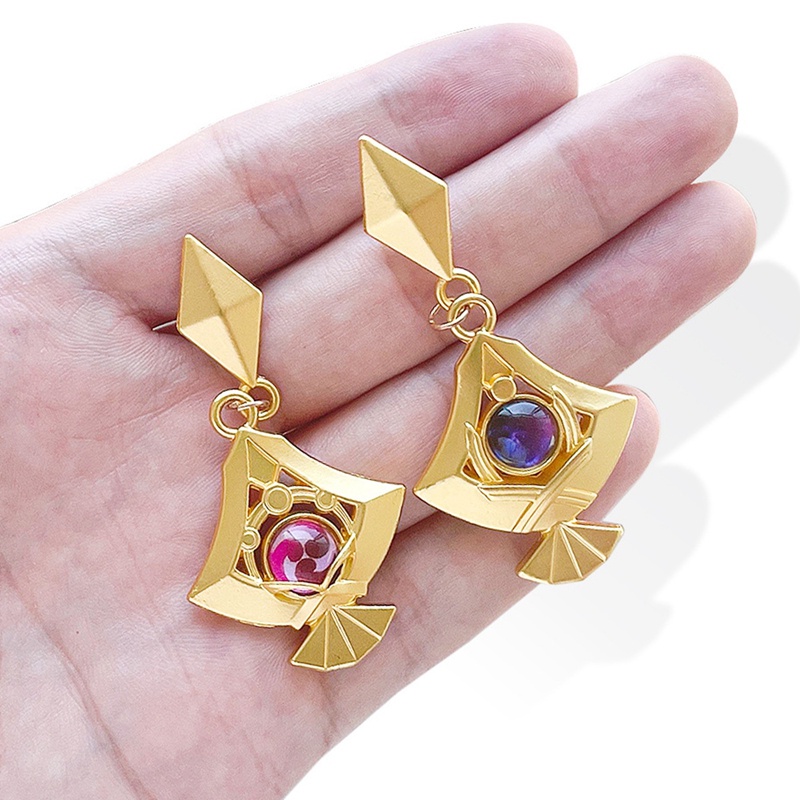 Khuyên Tai Mặt Hình Nhân Vật Yae Miko Trong Game Genshin Va Chạm Dễ Thương