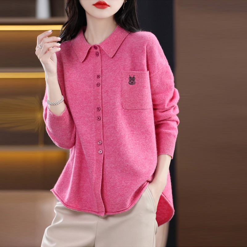 Multiplication 100% cashmere áo sơ mi cổ áo cardigan phụ nữ phía trước ngắn lưng dài thêu túi hàng đầu lỏng lẻo áo khoác len dệt kim q
