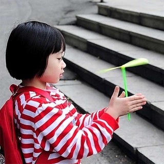 Chong Chóng Tre Có Đèn led Phát Sáng