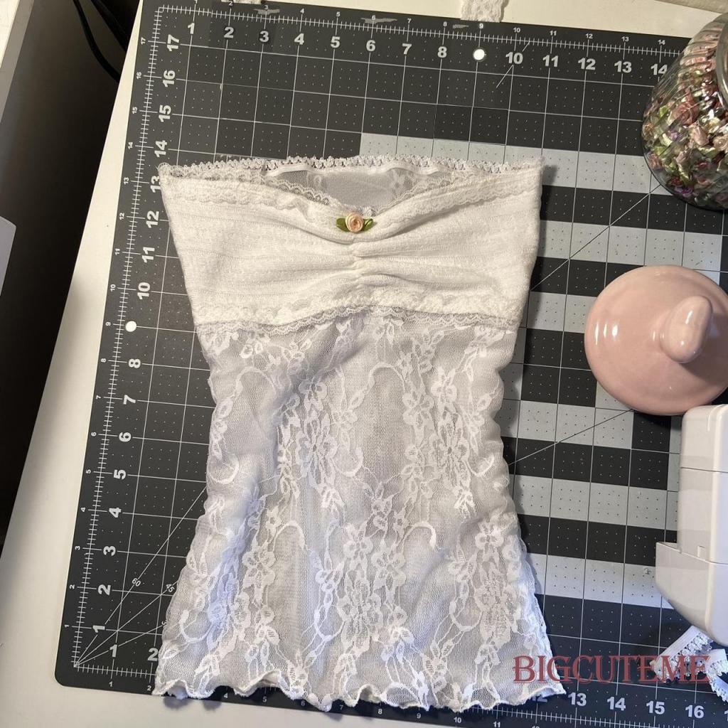 [] - Áo Crop Top Không Dây Xuyên Thấu Phối Ren Hoa Cổ Tích Y2K Grunge Ngọt Ngào Dễ Thương