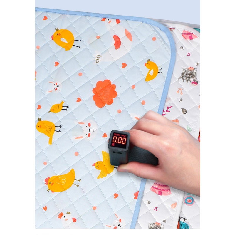 Lót chống thấm Best Baby 3 lớp chần caro 50x70cm và size lớn 75x100cm