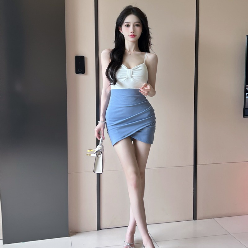 Đầm Ngắn Cổ V Đính Nơ Thời Trang Nữ Tính