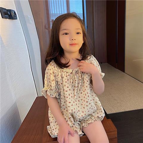 Bộ Đồ Ngủ Áo Tay Ngắn Phối Váy Yếm Ngắn Mỏng Thời Trang Mùa Hè Dễ Thương Cho Bé Gái