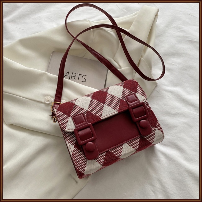 Túi Da Đeo Chéo Hình Vuông Nhỏ Có Nắp Đậy Khóa Nam Châm Thời Trang Cho Nữ