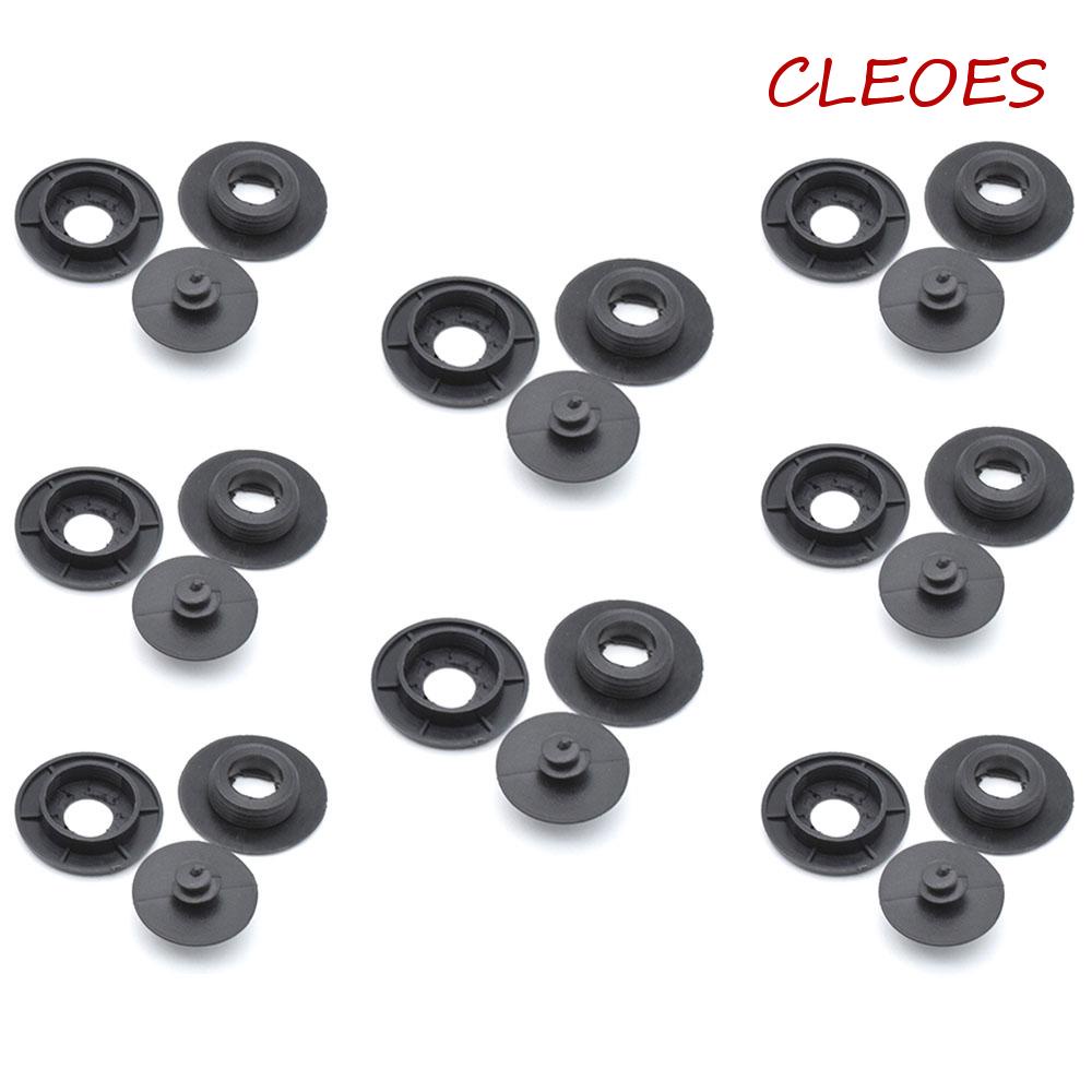 Kẹp Cố Định Thảm Lót Sàn Xe Hơi Chống Trượt Tiện Dụng