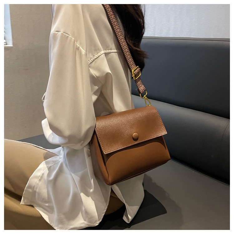 Túi Đeo Chéo Hình Vuông Nhỏ Quai Đơn Giản Thời Trang Mới 2023 HZFTR0585