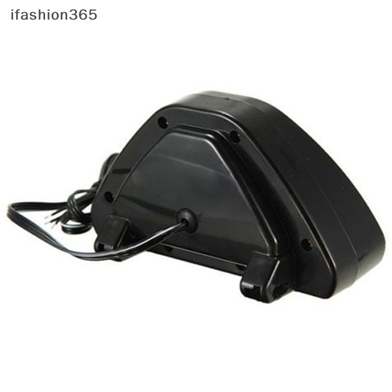 Đèn Led Tam Giác 12 Bóng ifashion365 12V F1 Gắn Đuôi Xe Hơi Phong Cách Thể Thao