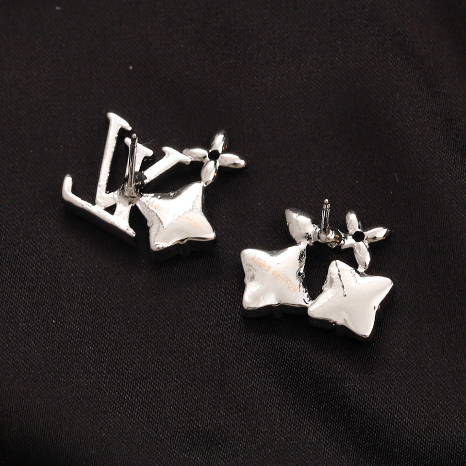 Bông Tai LV Bằng Thép Titanium Thời Trang Cho Nữ