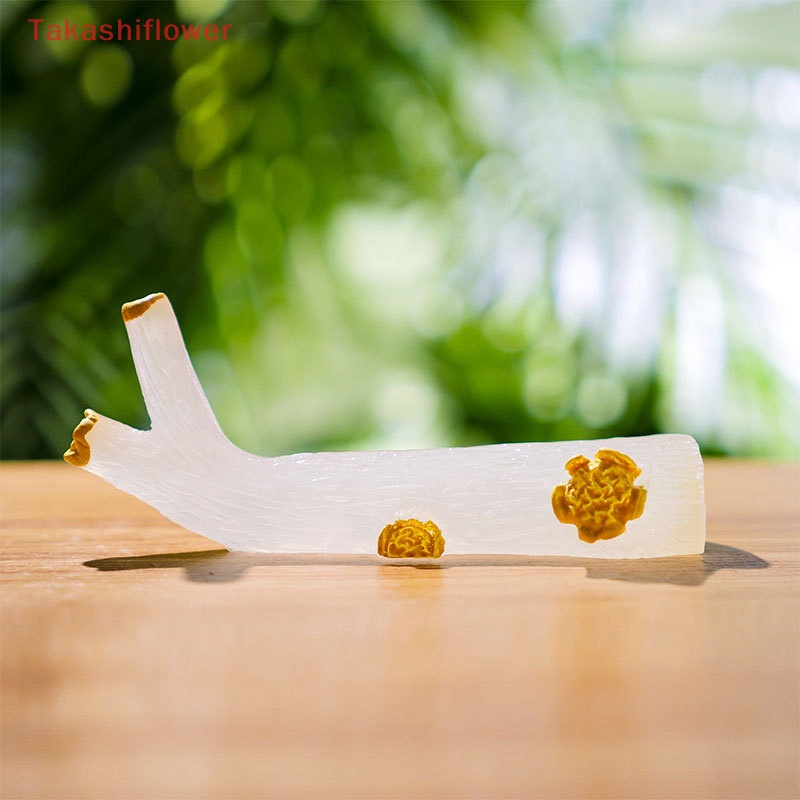 1 Mô Hình Nhân Vật Hoạt Hình Mini Bằng Nhựa Phát Sáng Trong Bóng Tối