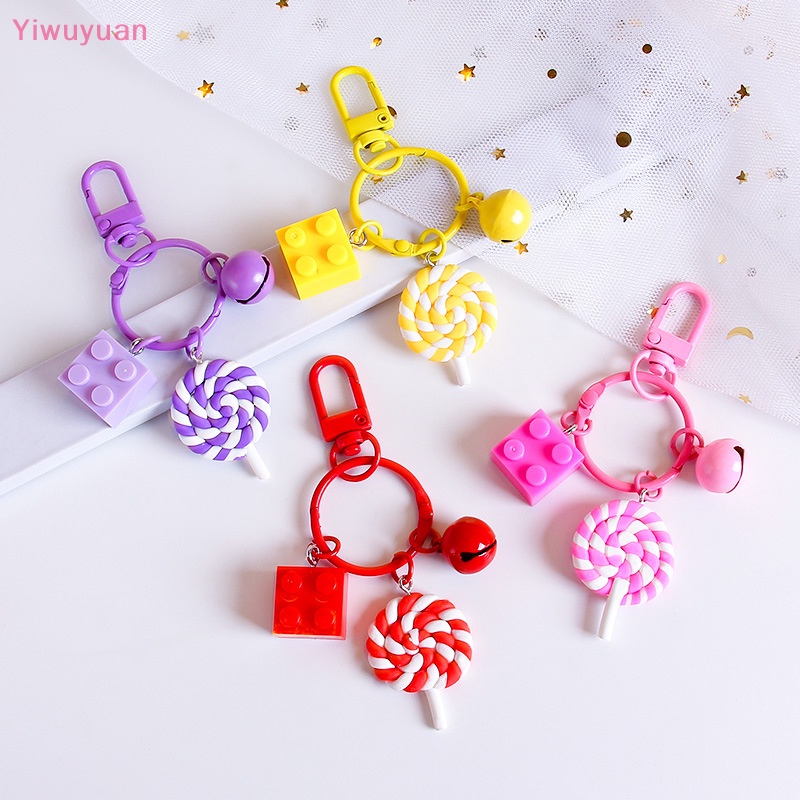 Móc Khóa Hình Kẹo Mút Phối Chuông Nhiều Màu Sắc Dễ Thương Trang Trí Ba Lô / Ô Tô Mới