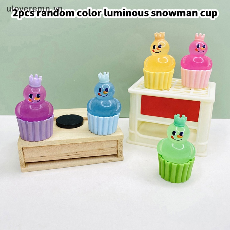 Set 2 Cốc Bánh Kem Mini Bằng Resin Họa Tiết Người Tuyết Hoạt Hình Dạ Quang Dễ Thương