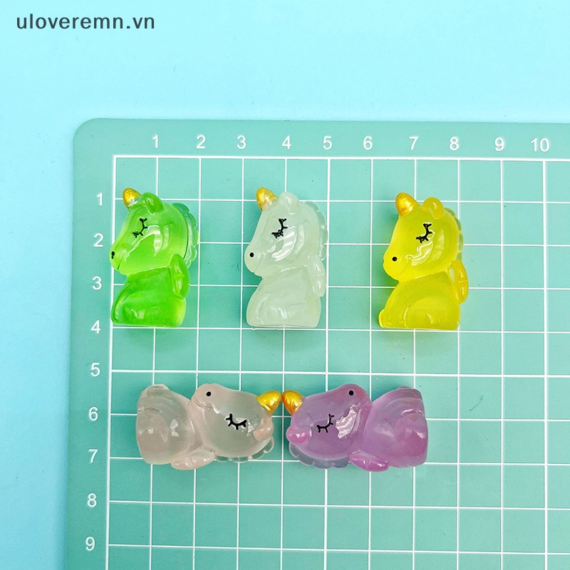 Bộ 2 Tượng Ngựa Hoạt Hình Mini Bằng Nhựa Resin Phát Sáng Dễ Thương Trang Trí