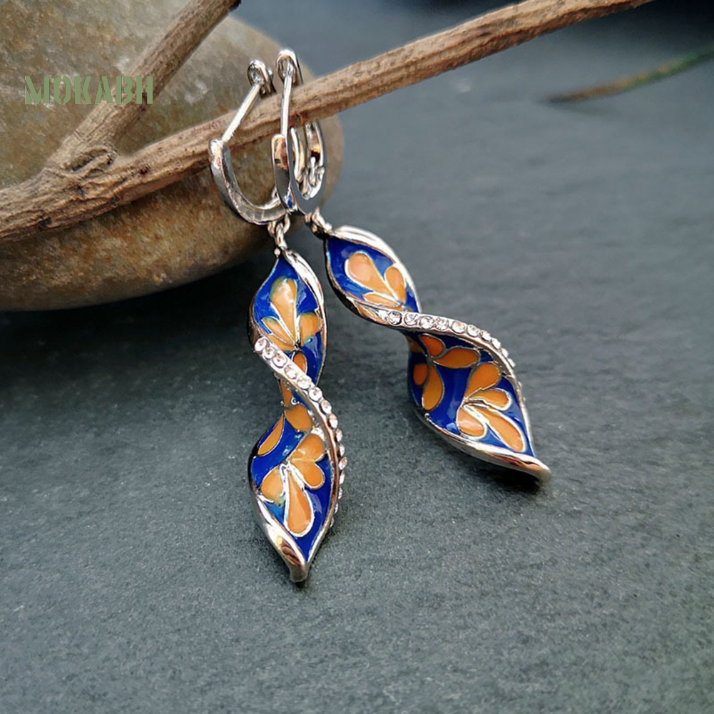 Bông Tai Dạng Xoắn Ốc Đính Đá Thời Trang Cho Nữ