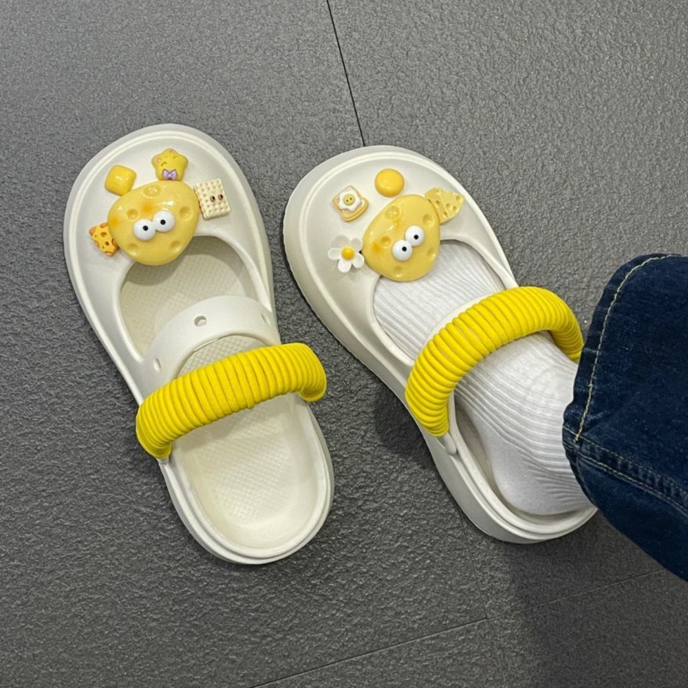 Dép Lười Đục Lỗ Họa Tiết Hoạt Hình Dễ Thương Thời Trang 2023 AA4337 Cho Nữ