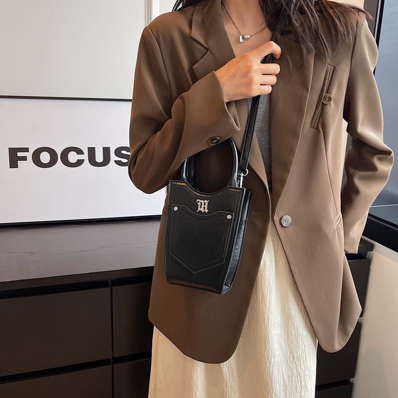 Túi Xách Đeo Chéo Phong Cách Phương Tây Thời Trang 2023 Cho Nữ