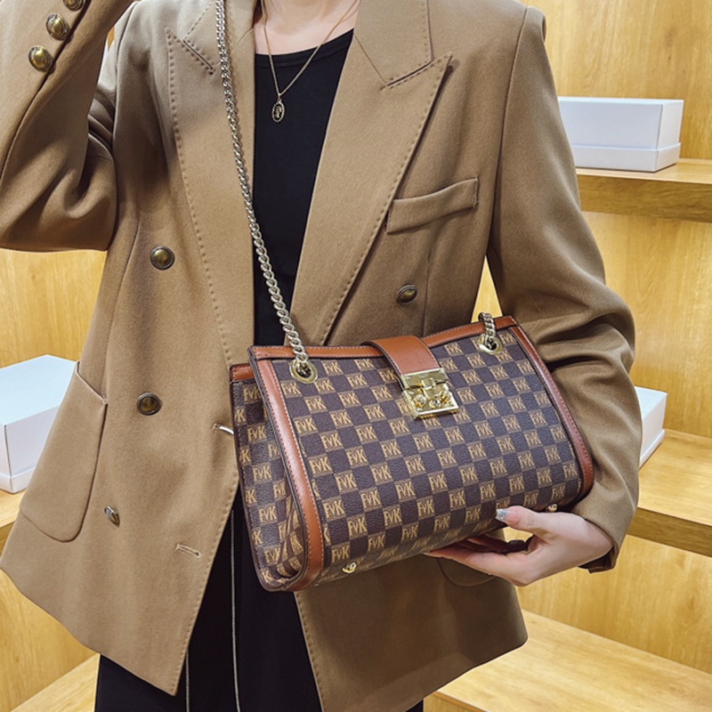 Túi Xách Đeo Vai Cỡ Lớn Phối Dây Xích Cổ Điển Thời Trang Cao Cấp Cho Nữ