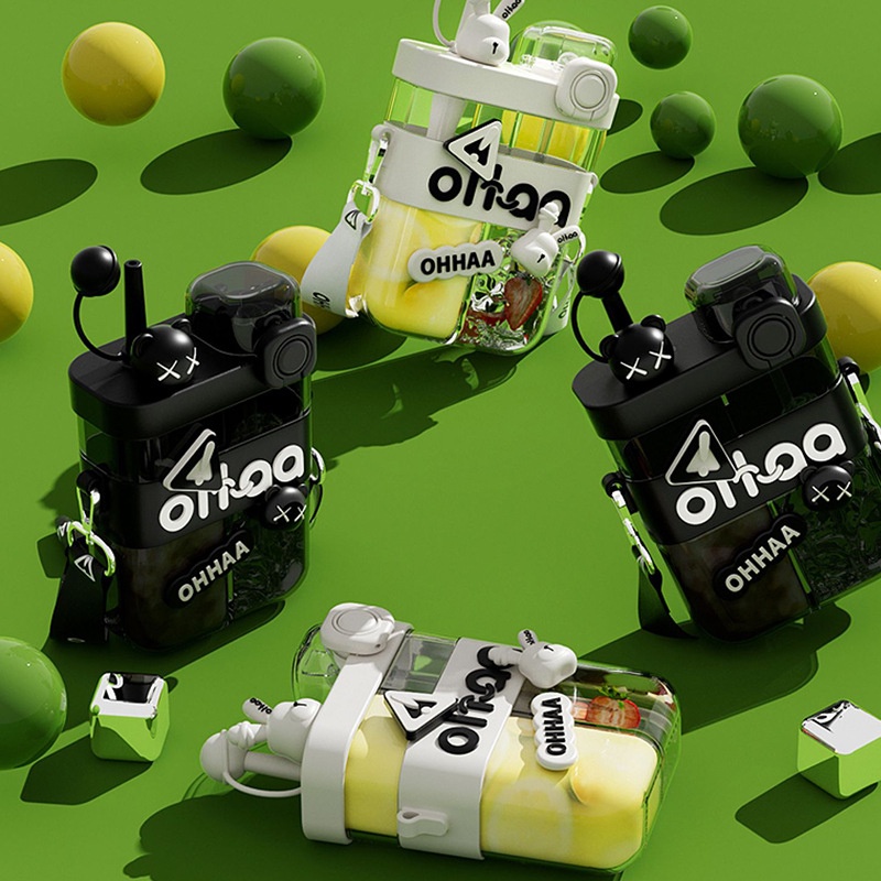 Bình Nước 800ml Hai Ngăn Bằng Nhựa PCTG Họa Tiết Hoạt Hình Dễ Thương