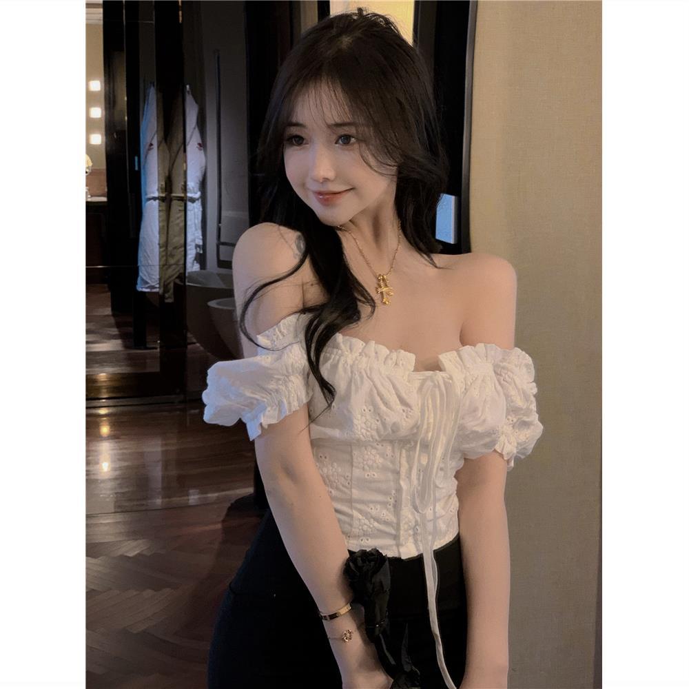 Áo Kiểu Ngắn Tay Trễ Vai Phong Cách Pháp Ngọt Ngào Cho Nữ