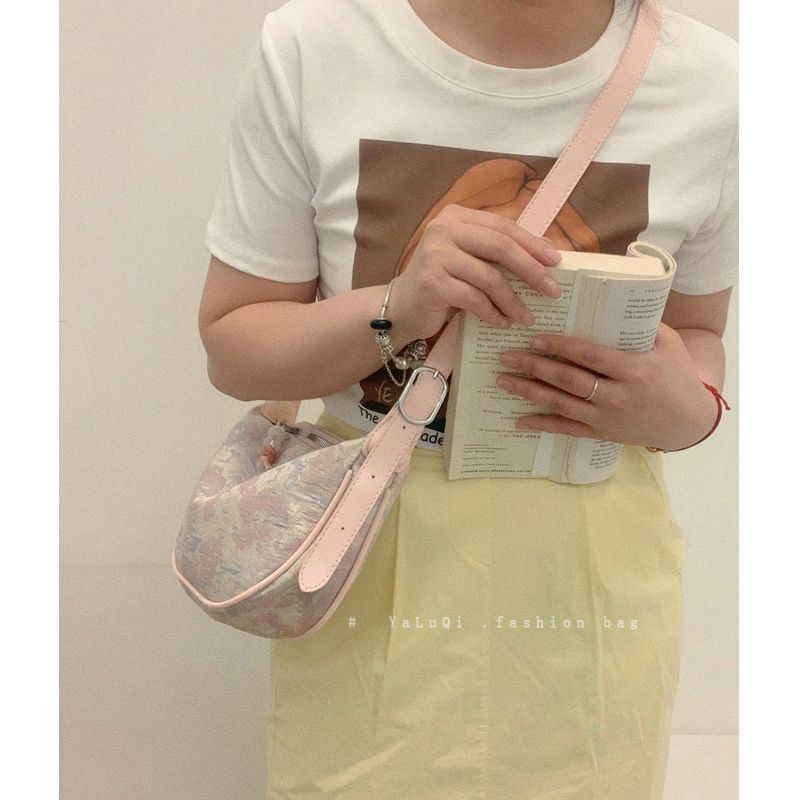 Túi Xách Đeo Vai Vải Lụa Thêu Hình Bánh Bao Thời Trang Nữ 2