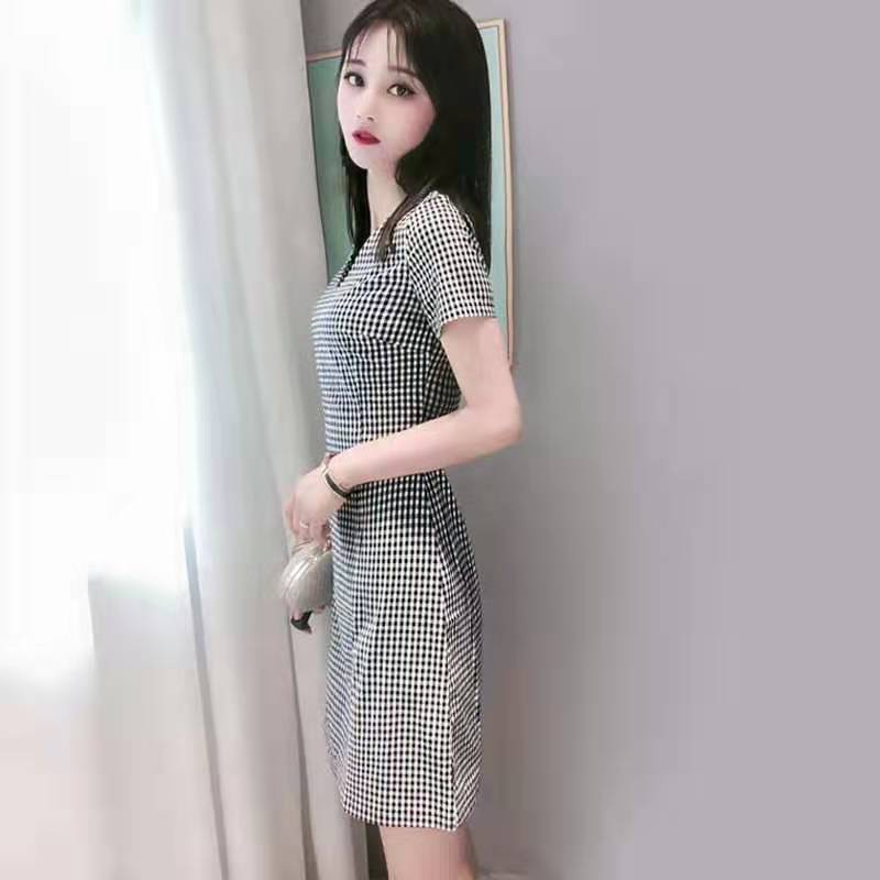 Đầm Ngắn Tay Cổ Chữ V Họa Tiết Ca Rô Thời Trang Dành Cho Nữ