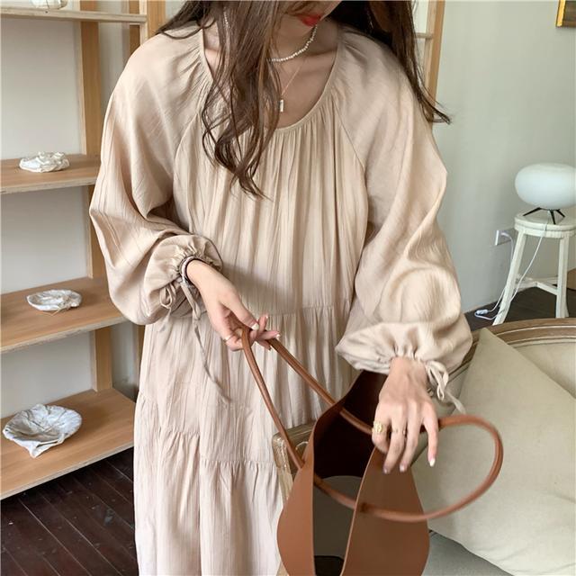 Đầm Vải Lanh Tay Phồng Dáng Rộng Buộc Dây Màu Trà Sữa Phong Cách Pháp Thời Trang Xuân Thu 2023 Mới Dành Cho Bạn Nữ