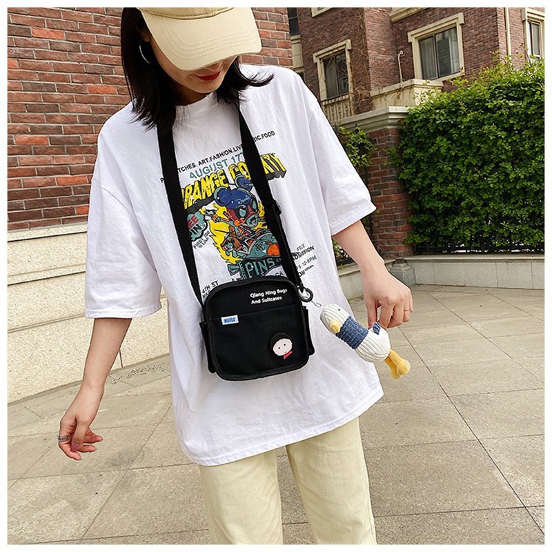 Túi Đeo Chéo Vai Bằng Vải Canvas Hình Gấu Trúc Thời Trang Hàn Quốc Dành Cho Nữ