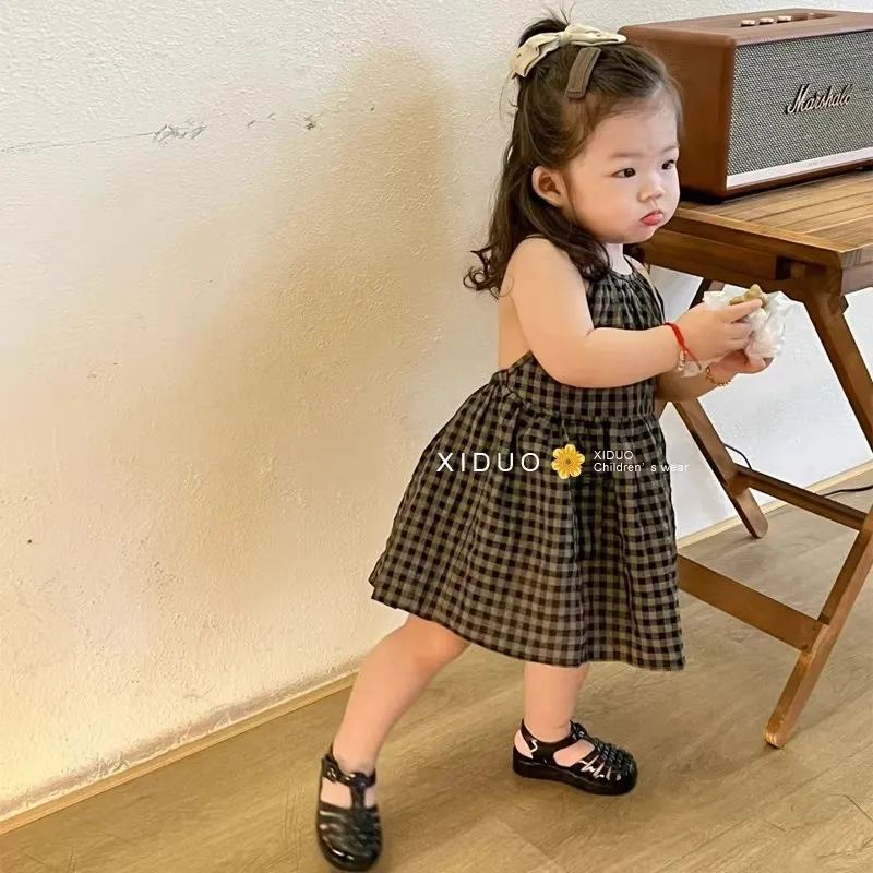 Đầm Hai Dây Hở Lưng Họa Tiết Kẻ Sọc Thời Trang Mùa Hè Mới 2023 Dành Cho Bé Gái