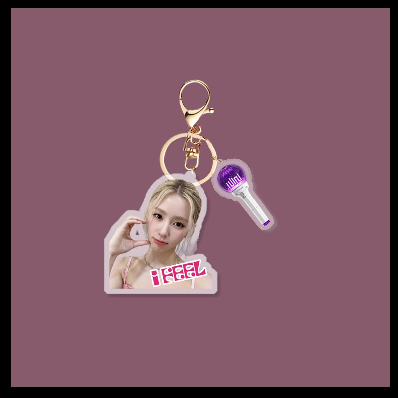 Kpop  i-dle minnie new acrylic keychain key bag mặt dây chuyền