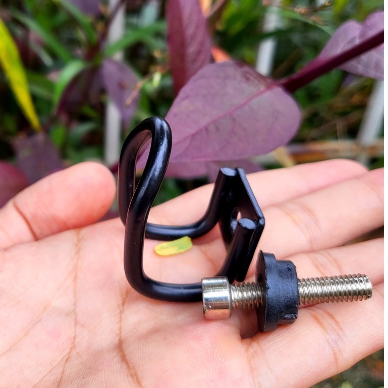 Móc Treo Đồ Titan 7 màu trang trí xe máy