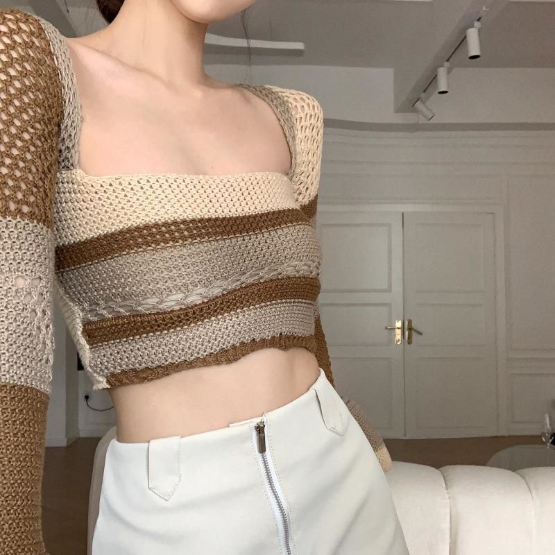 IELGY  Áo sweater Dệt Kim Tay Loe Ngắn Cổ Vuông Họa Tiết Kẻ Sọc Cho Nữ