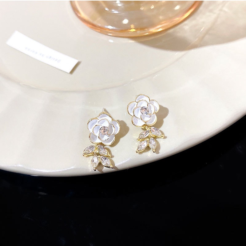 Khuyên Tai Đính Đá zircon Mẫu Mới 2023 Thời Trang Cho Nữ