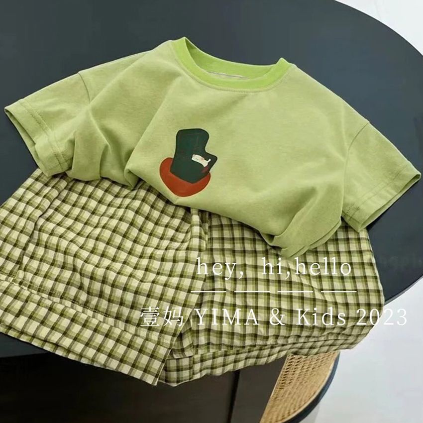 Bộ Áo Thun 100% Cotton Tay Ngắn Màu Xanh Matcha + Quần Short Kẻ Sọc Thoáng Khí Phong Cách Mới Mùa Hè Cho Bé Trai
