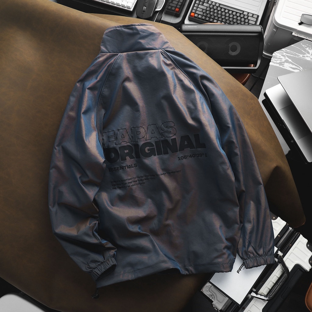 Áo Khoác Gió Nam Normal Phản Quang Nhẹ Thoáng Chất Da Dày Dặn Phong Cách Trẻ Trung Form Regular FAPAS