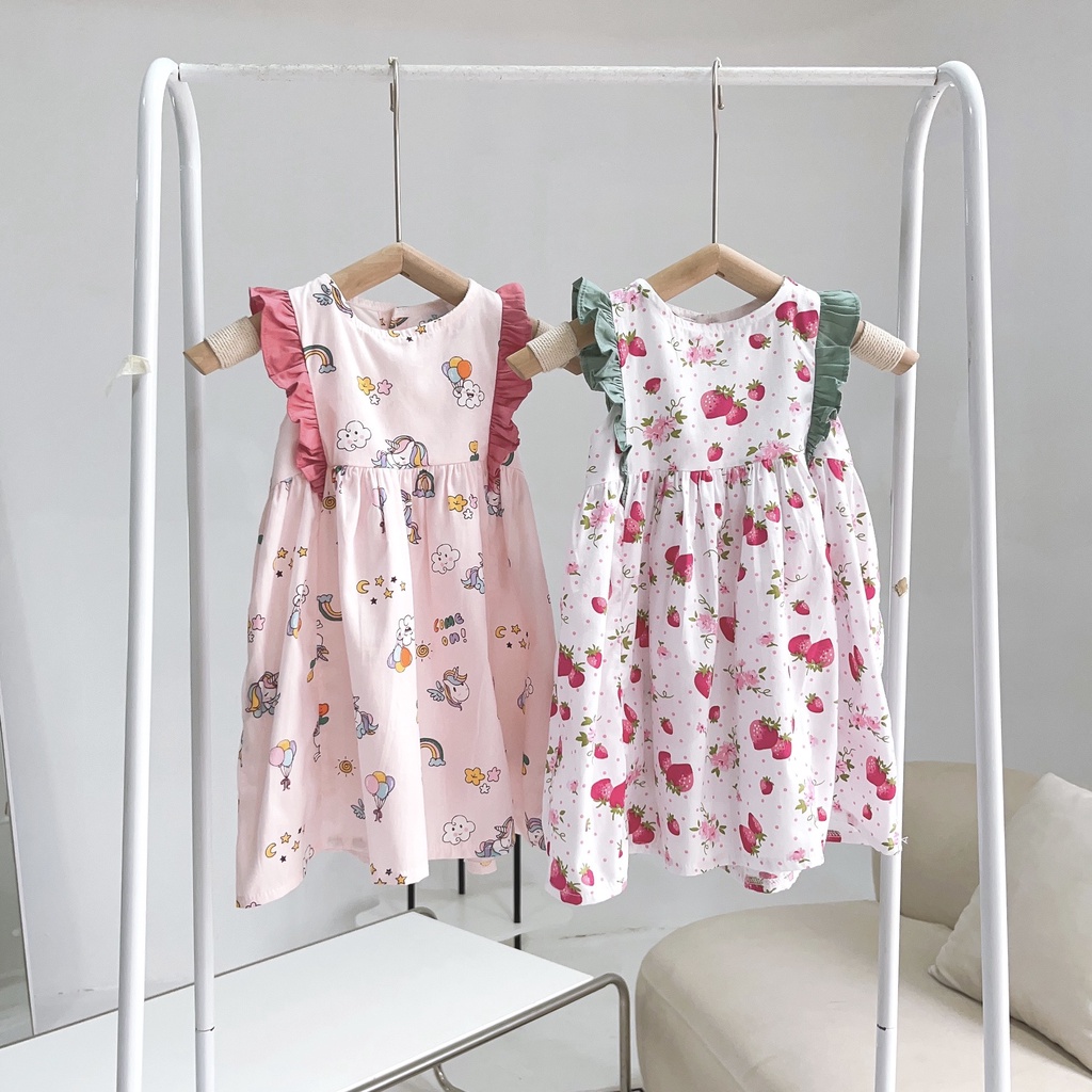 Váy bé gái sát nách phối bèo hoạ tiết dâu, kì lân, vịt vàng