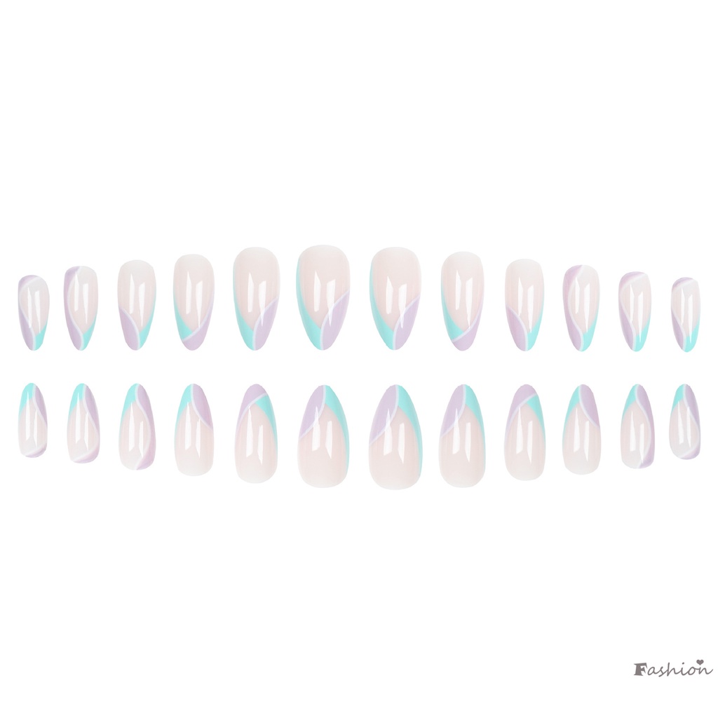 Móng Tay Giả Bền Và Không Dễ Trầy Xước