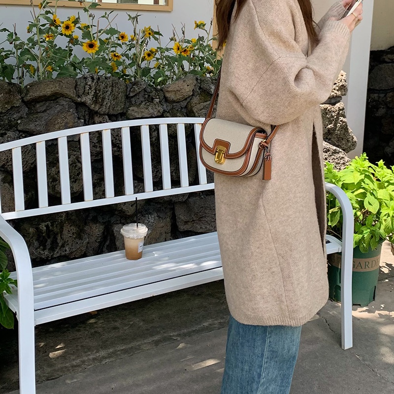 Túi Đeo Chéo Vai Màu Sắc Thời Trang Sành Điệu Dễ Phối Đồ Cho Nữ