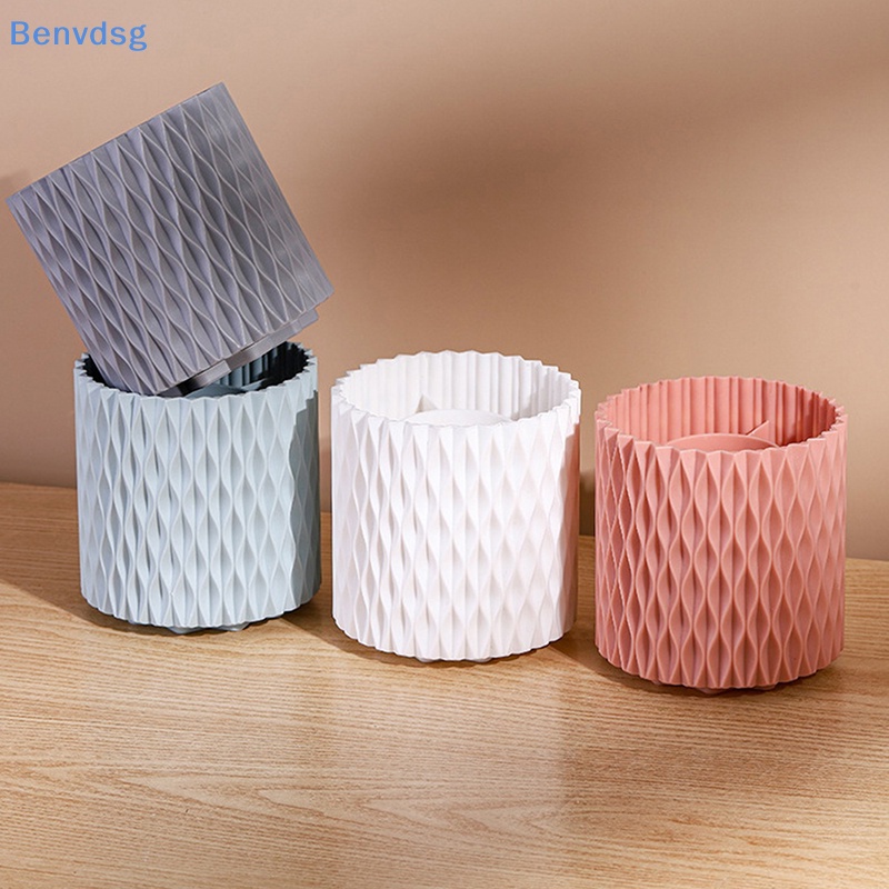 1 Giá Đỡ Cọ Trang Điểm Rotag Tiện Dụng