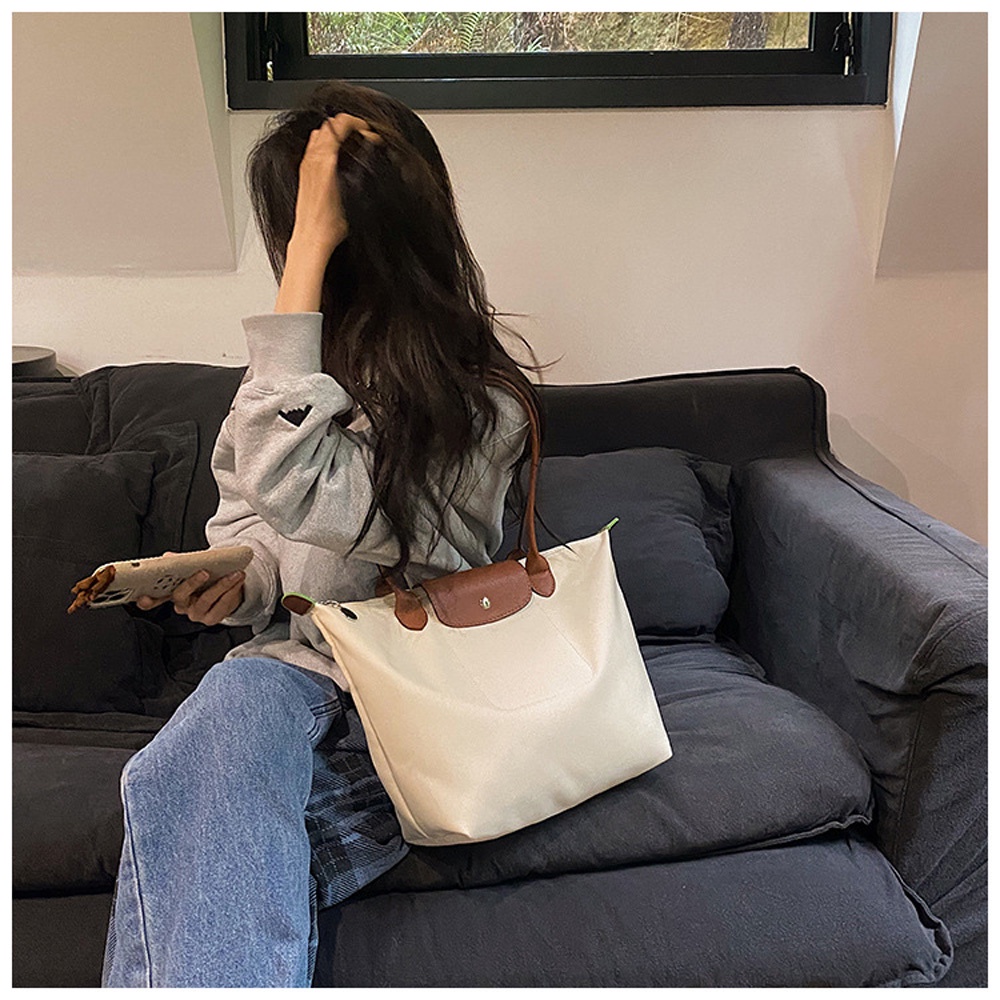 Túi Xách Đeo Vai Bằng Nilon Cỡ Lớn Chống Thấm Nước Cho Nữ