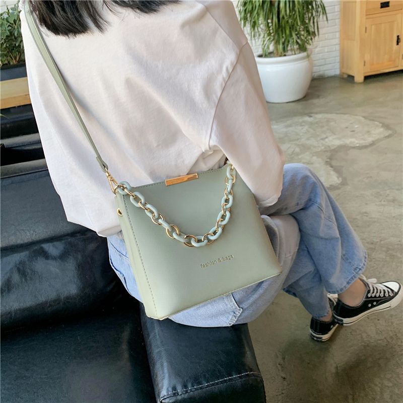 Túi Đeo Chéo Vai Phong Cách Mới Dễ Phối Đồ Hợp Thời Trang Cho Nữ