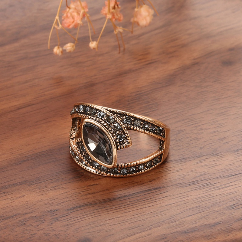 Nhẫn Đính Đá Mặt Trăng Màu Đen Sang Trọng Cho Nam Và Nữ