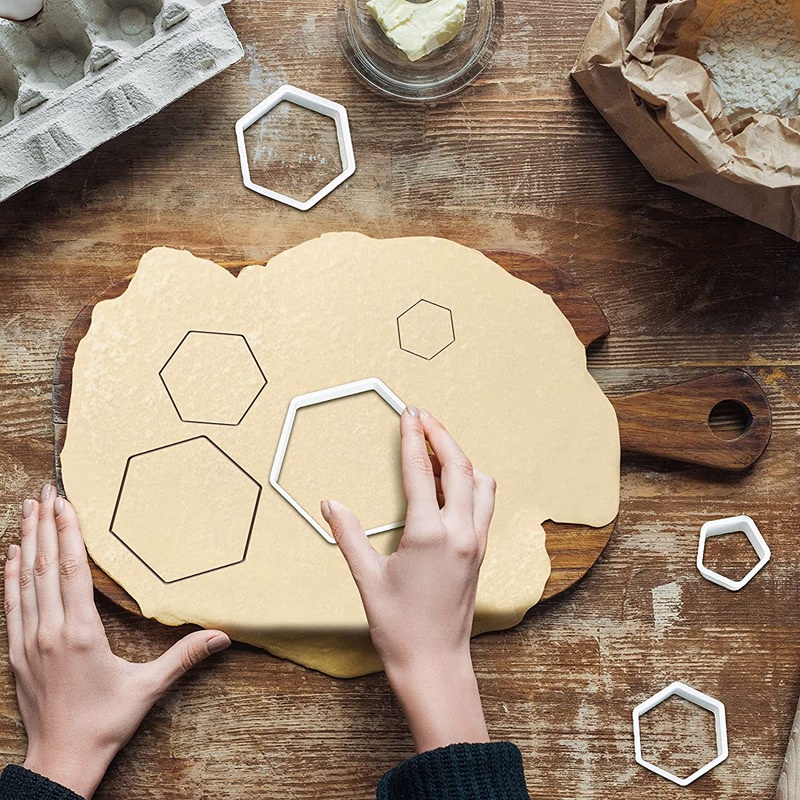 Mô hình bóng đá Máy cắt bánh quy Bánh bóng đá Máy cắt hình lục giác kẹo mềm cho nhà bếp Dụng cụ trang trí bánh tự làm